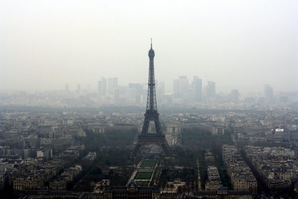 How to Find Cheap Last-Minute Flights to Paris