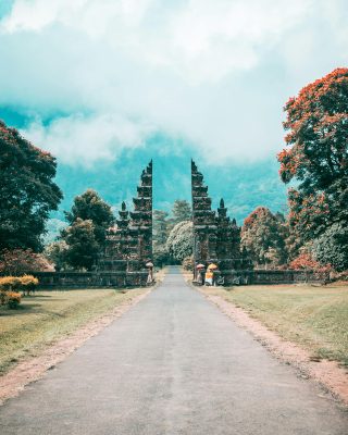 Best Time to Book Cheap Flights to Bali 2025